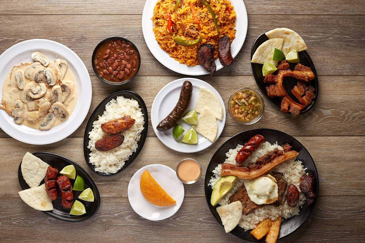 El Paisa Restaurant Delivery Menu Order Online 665 Newtown Rd Ste