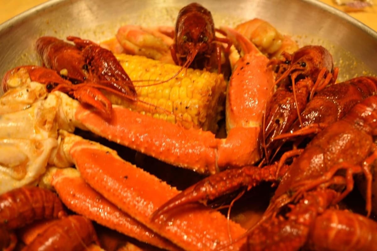 King Crab Delivery Menu Order Online 6651 Transit Rd Buffalo Grubhub