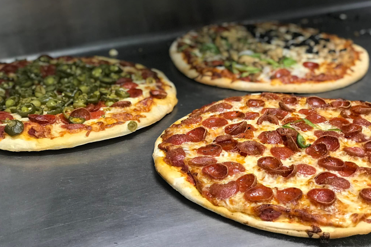 pizza-king-to-go-delivery-menu-order-online-3302-n-fourth-st