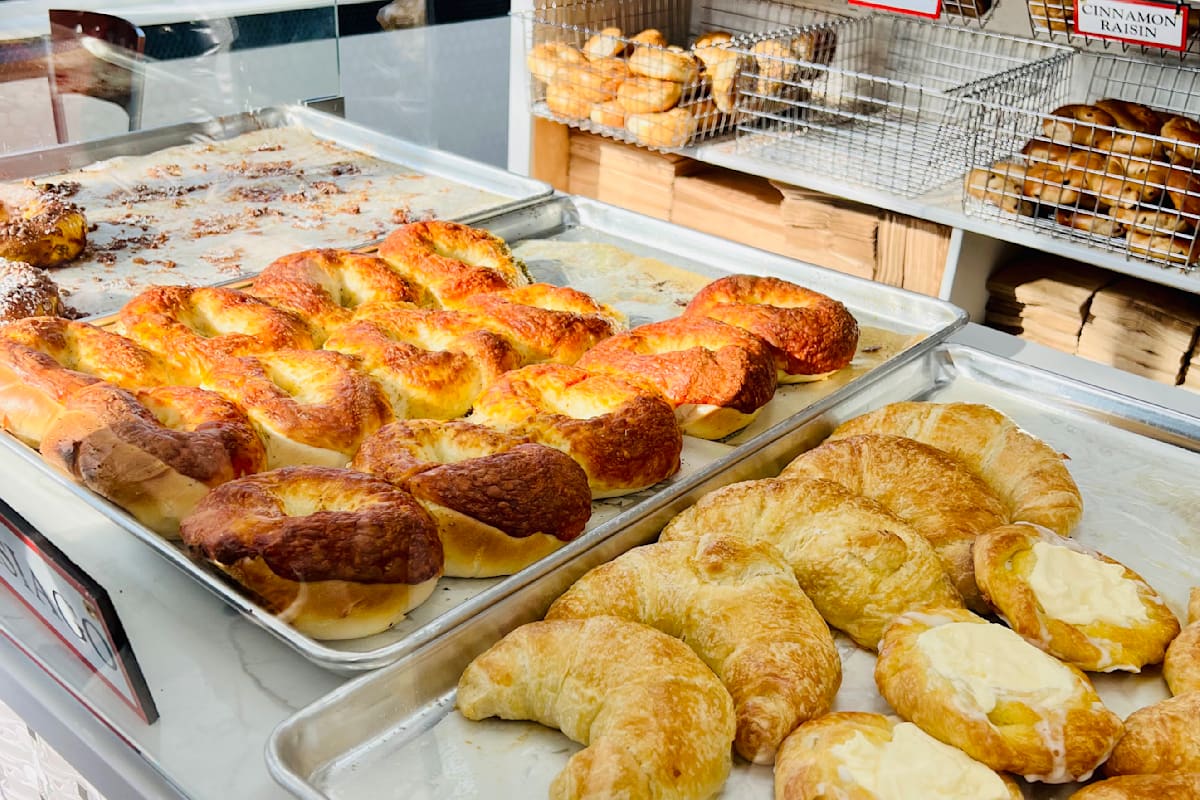 Bagel Nosh Delivery Menu Order Online 1 W Mt Pleasant Ave