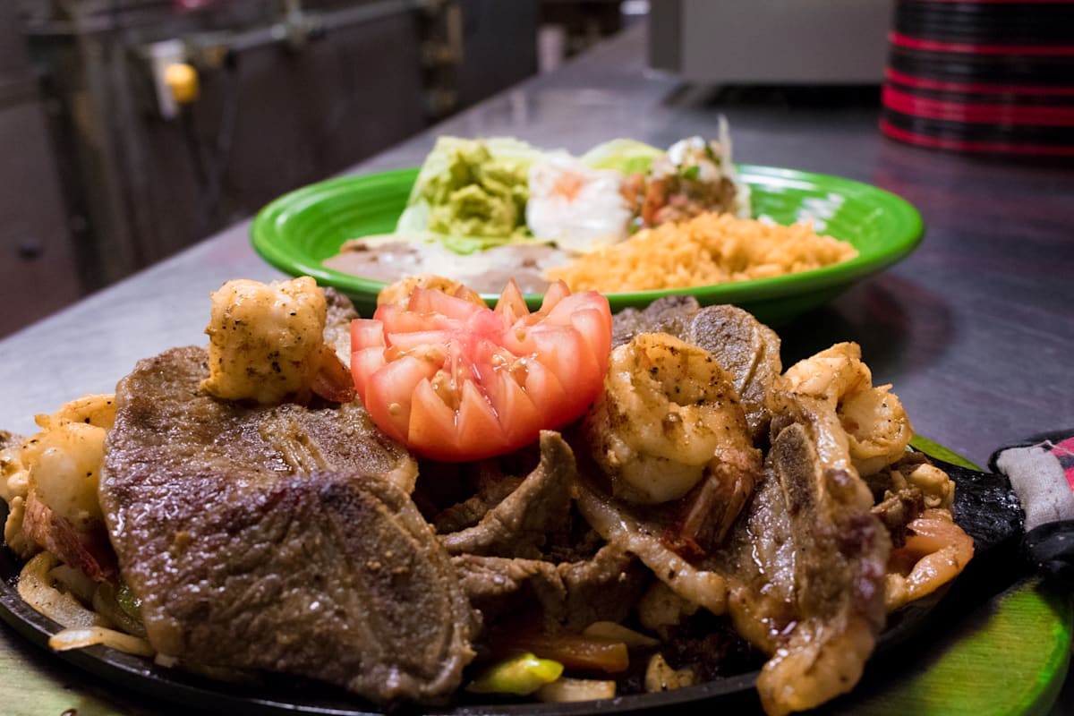 Chips & Salsa Sports Delivery Menu Order Online 10300 Bailey Cove