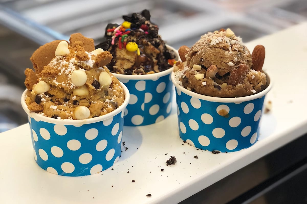 Scooped Cookie Dough Bar Delivery Menu Order Online 800 Forrest St