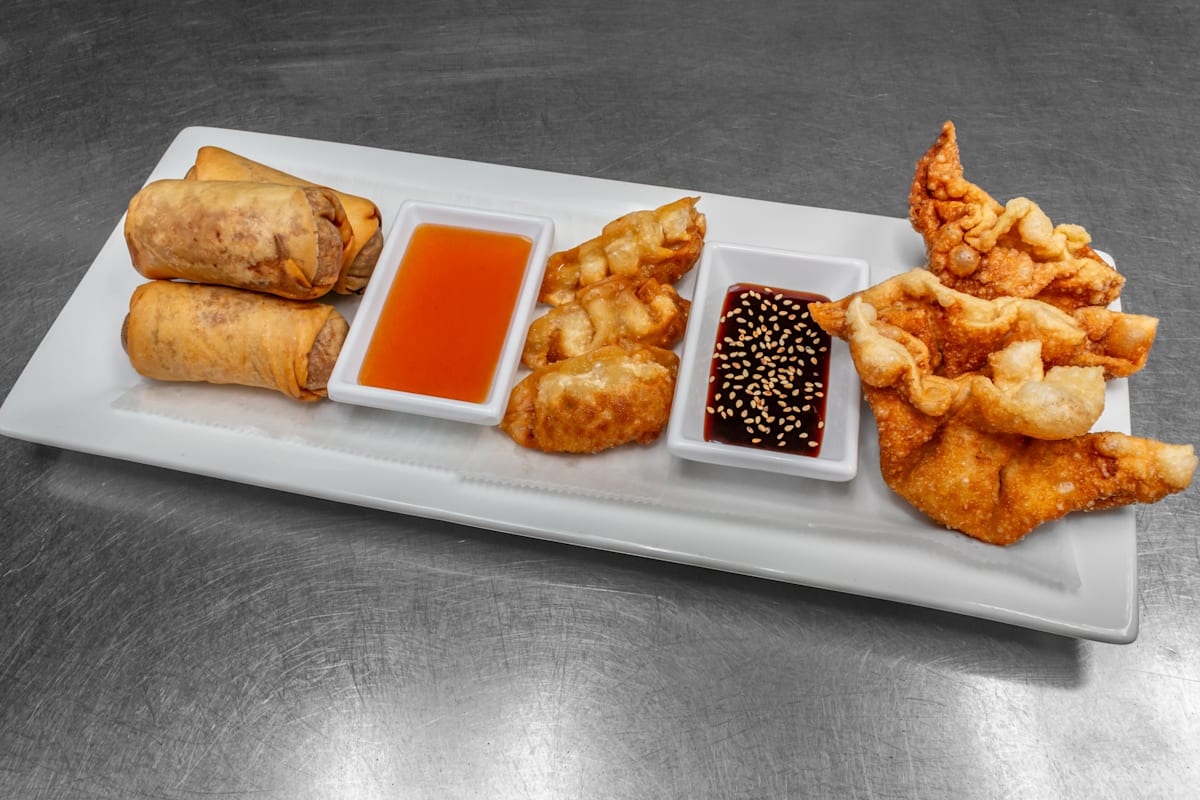 Gumrai Thai Delivery Menu Order Online 170 N Arlington Heights Rd