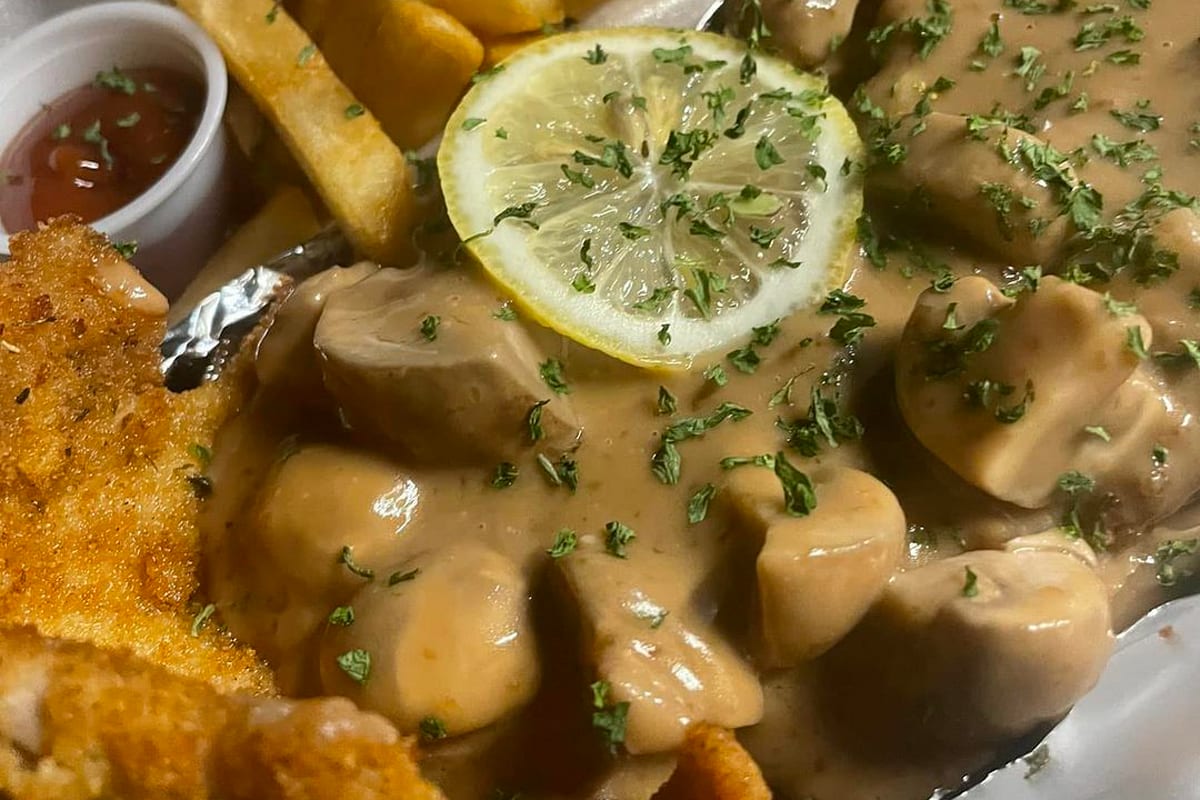 The German Food Trailer Delivery Menu Order Online 3101 S Fort Hood