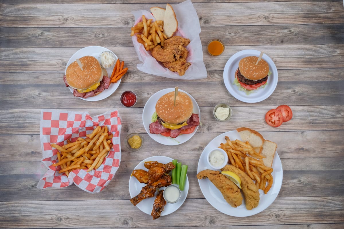 Quickie's Burgers and Wings Delivery Menu Order Online 1000 S State