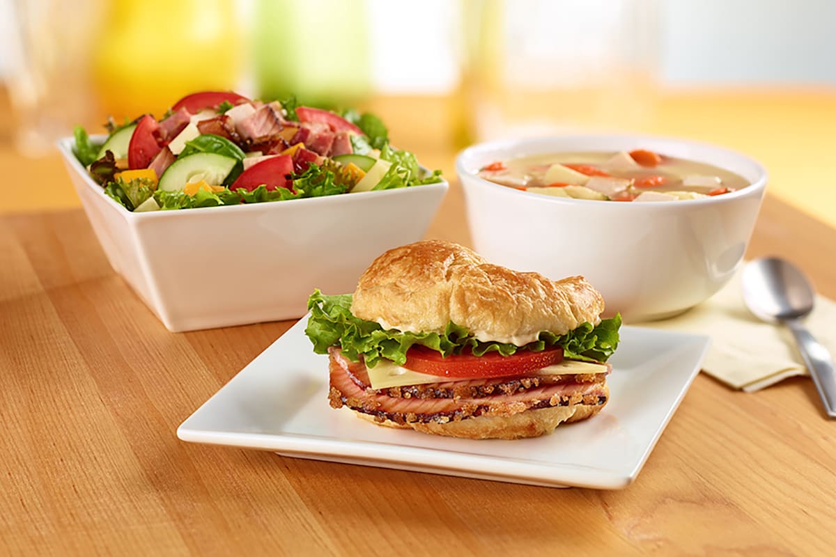 Restaurant Spotlight: Honeybaked Ham Company Honeybaked restaurant near me