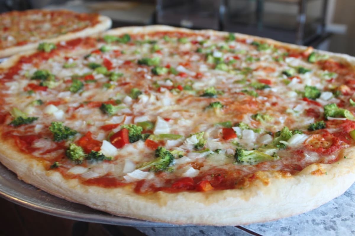 Gino's Pizza Delivery Menu Order Online 553 Grove St Irvington