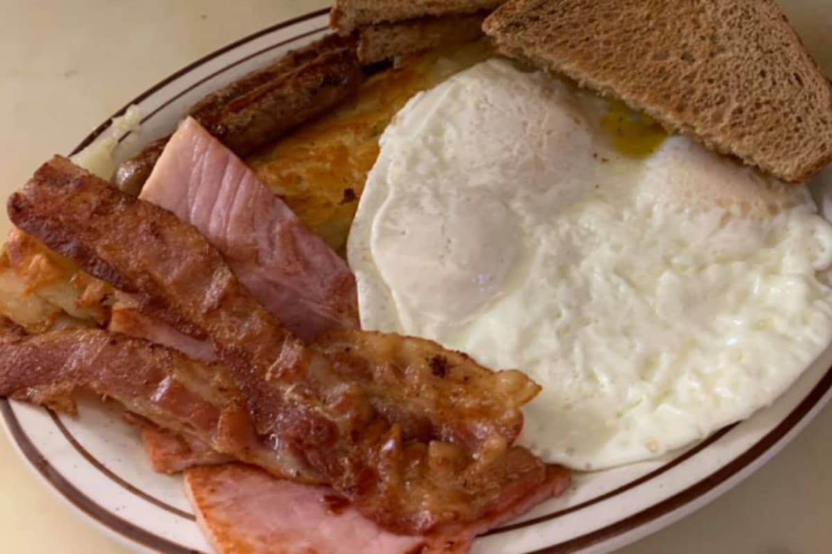 Al's Coney Island restaurant Delivery Menu Order Online 2802 Dort