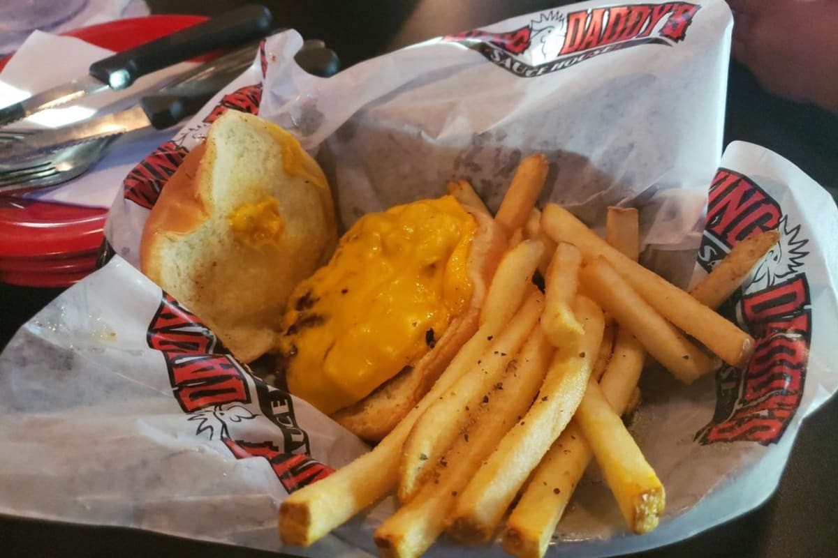 Wing Daddy's Sauce House Delivery Menu Order Online 1461 Lee