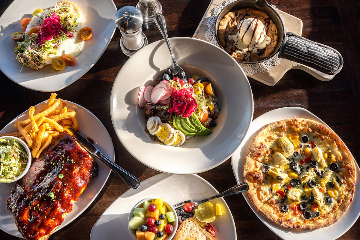 Irons Club Delivery Menu Order Online 60151 Trilogy Pkwy La Quinta