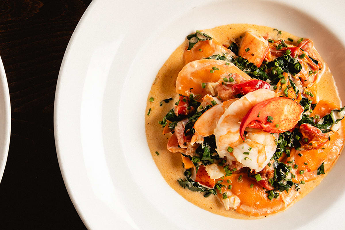 Cutters Crabhouse Delivery Menu Order Online 2001 Western Ave