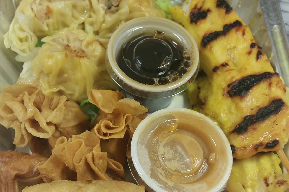 Sweet Chilli Thai Cuisine Delivery Menu Order Online 312 Park Rd