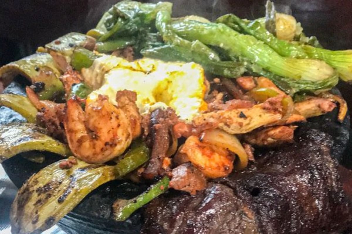 The Jungle Mexican Cantina Delivery Menu Order Online 1527 Home Ave