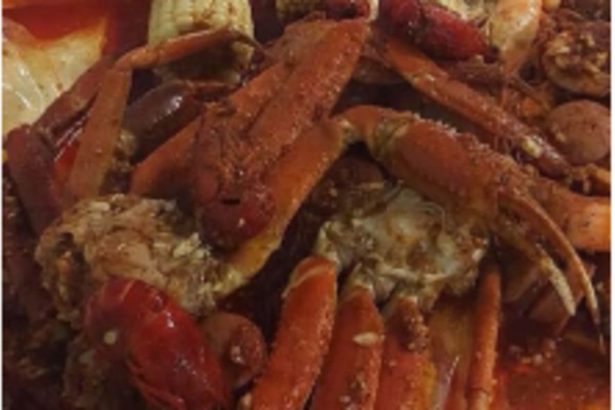 Crab In A Bag Delivery Menu Order Online 1641 Union Ave Bakersfield