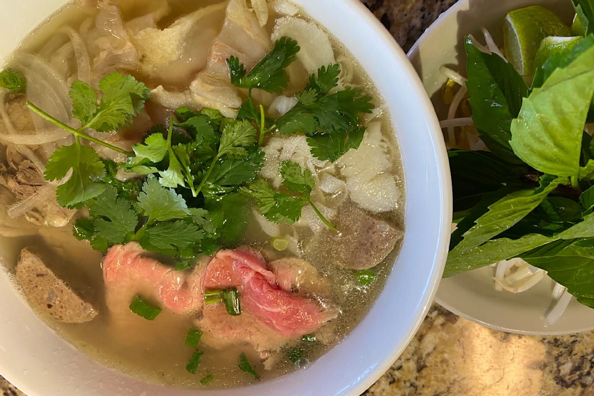 Da Vang Restaurant Delivery Menu Order Online 4538 N 19th Ave