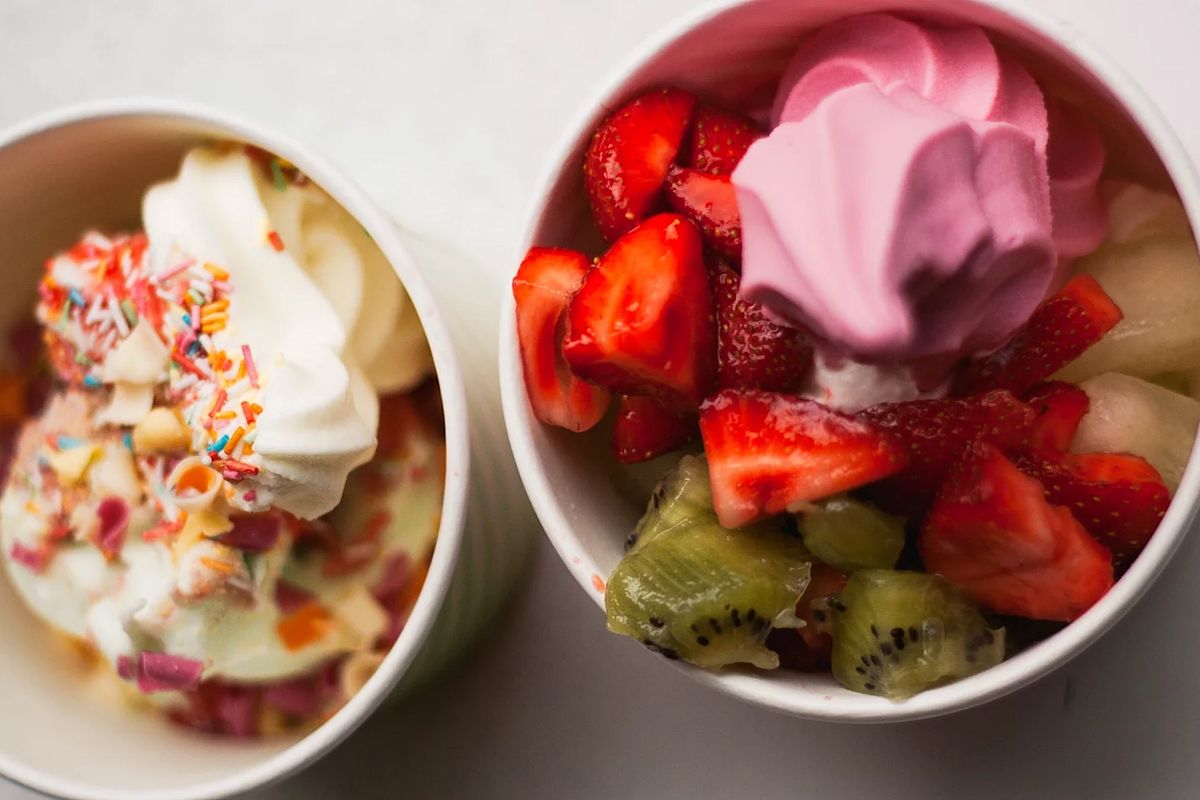 Blu spoon frozen yogurt Delivery Menu Order Online 704 US441 Lady