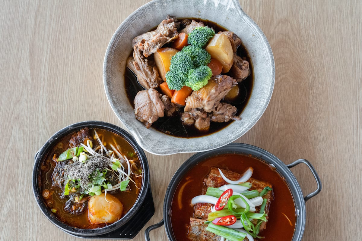 Joong Boo Market Glenview Delivery Menu Order Online 670 Milwaukee