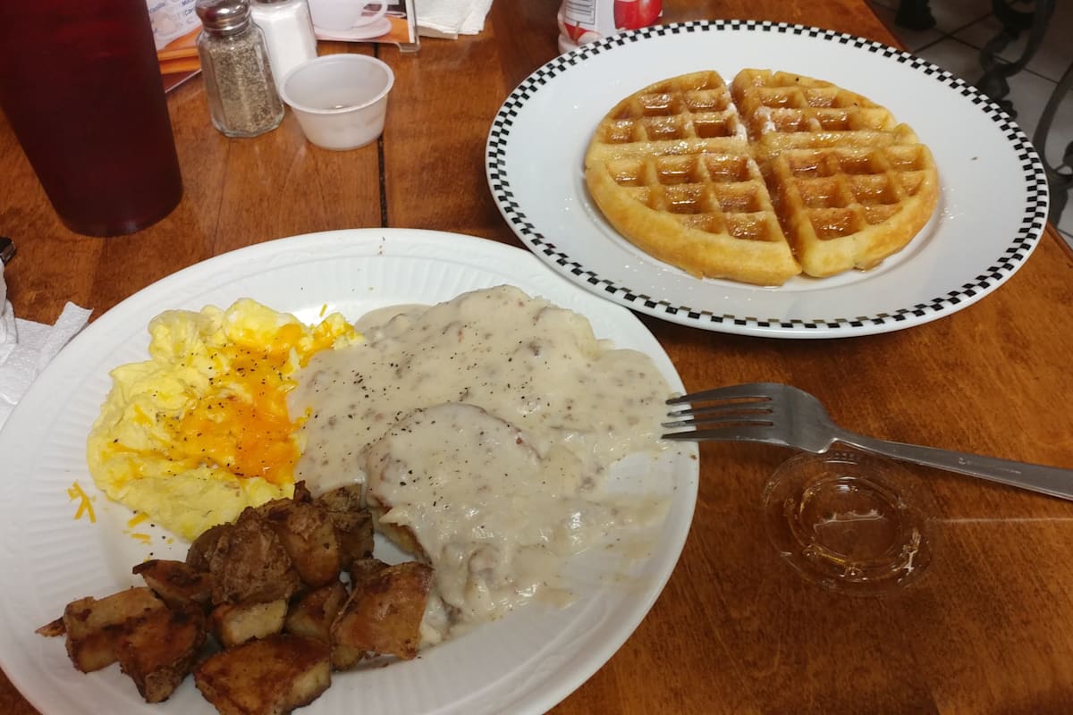 Shawn & Tony's Kitchen Delivery Menu Order Online 8359 Beacon Blvd