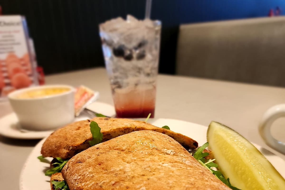 The Omelette ShoppeE Front St Delivery Menu Order Online 1209 E