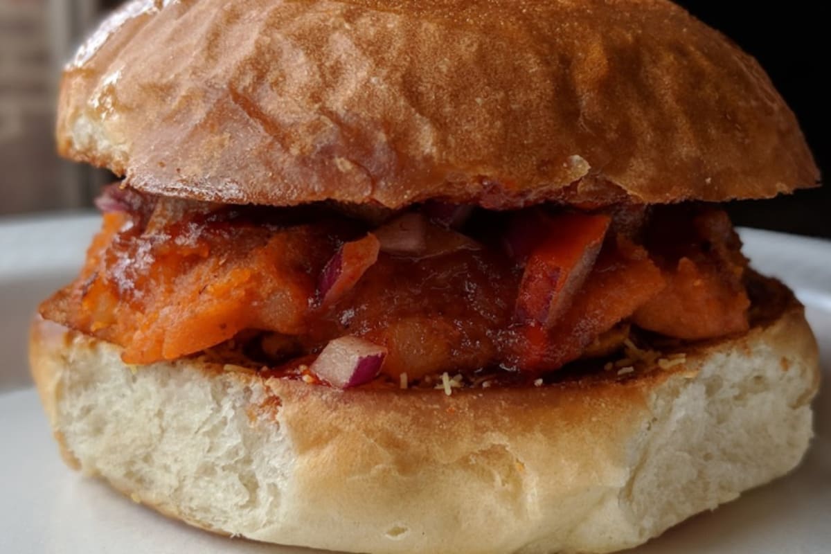 Hot Breads Cafe & Bakery Delivery Menu Order Online 1901 NW Cary