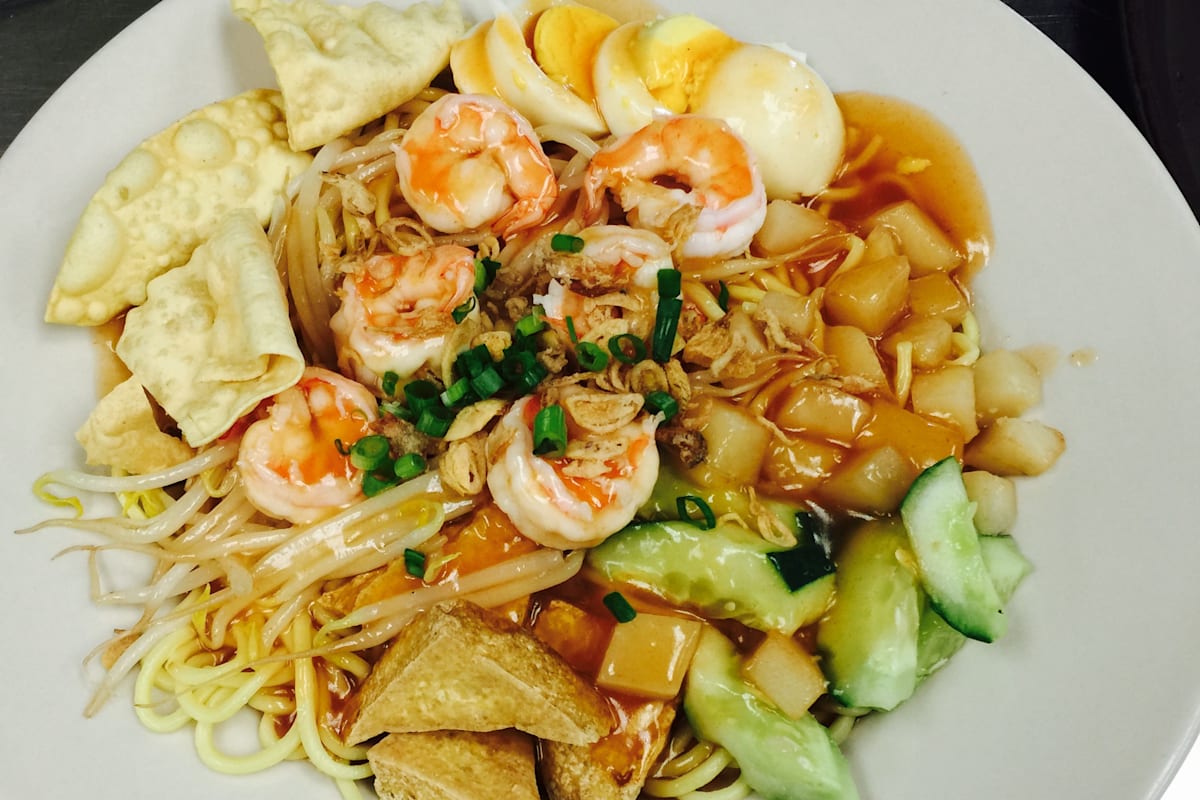 Khoo Restaurant Delivery Menu Order Online 255 Cowesett Ave West