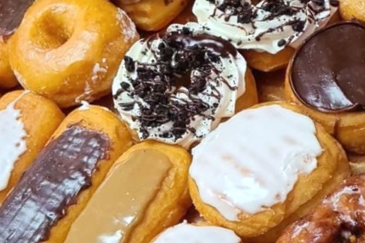 The Landmark Restaurant Delivery Menu Order Online 1472 Churchill