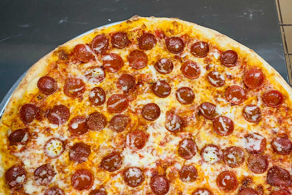 Kings Pizza Parlor Delivery Menu Order Online 482A Kings Hwy