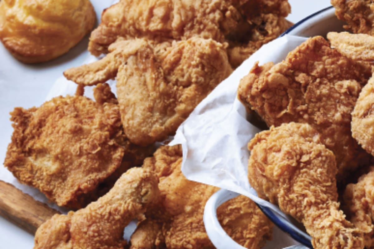 Krispy Krunchy Chicken Delivery Menu Order Online 1415 Lowther Rd