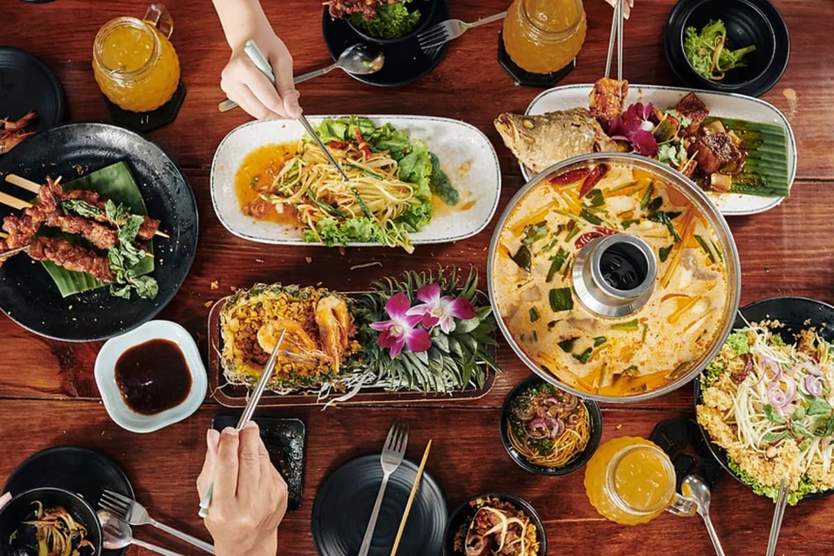 A.W.Lin's Asian Cuisine Delivery Menu Order Online 17717 Chenal