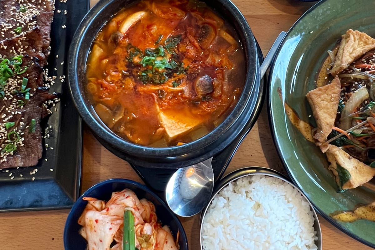 Gogi Korean Kitchen Knoxville, TN Restaurant Menu + Delivery Seamless