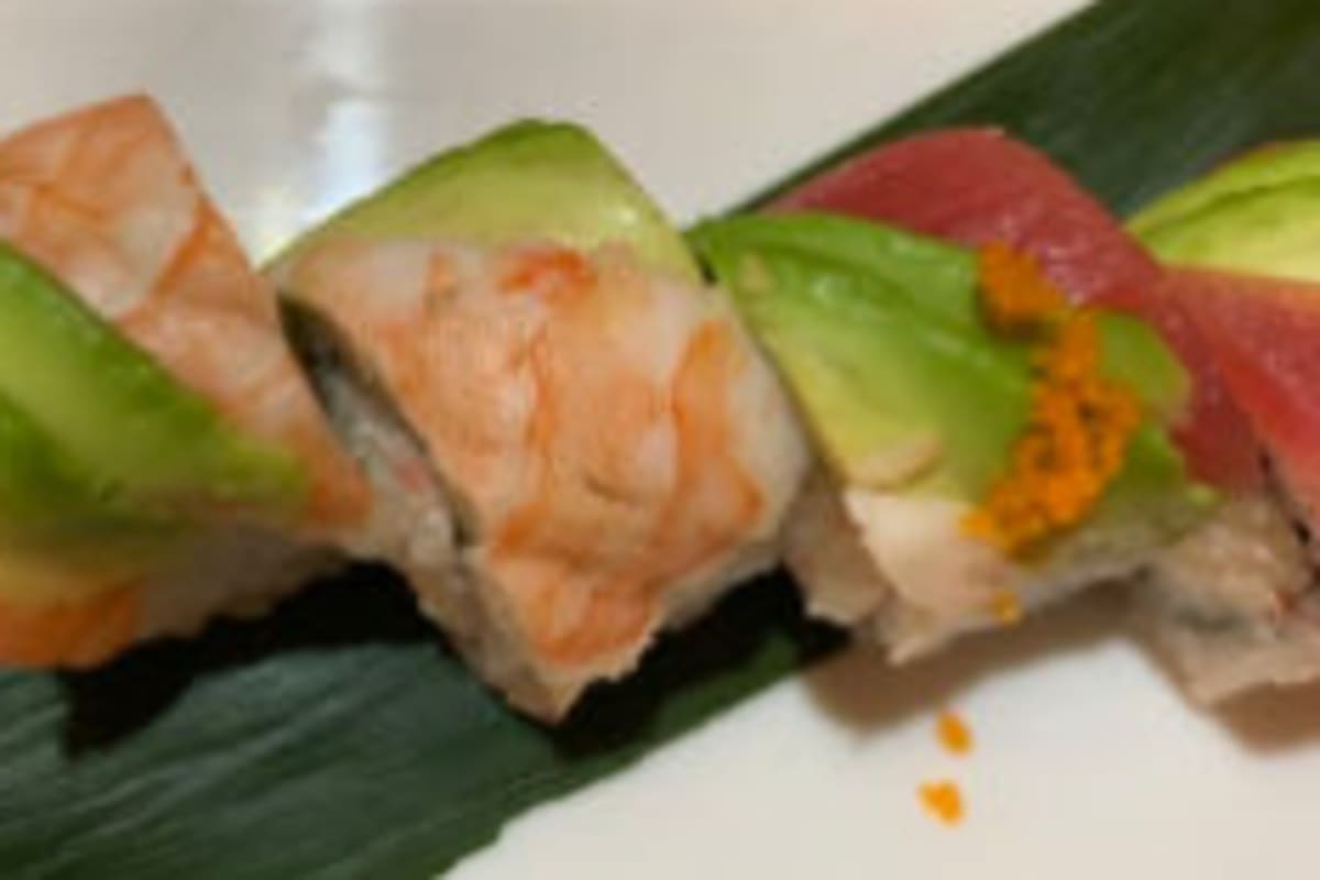 Tomo discount 7 sushi