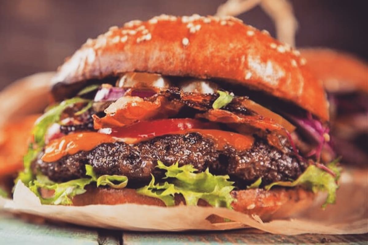 Juicy Burgers Restaurant Doral Delivery Menu Order Online 8400 NW