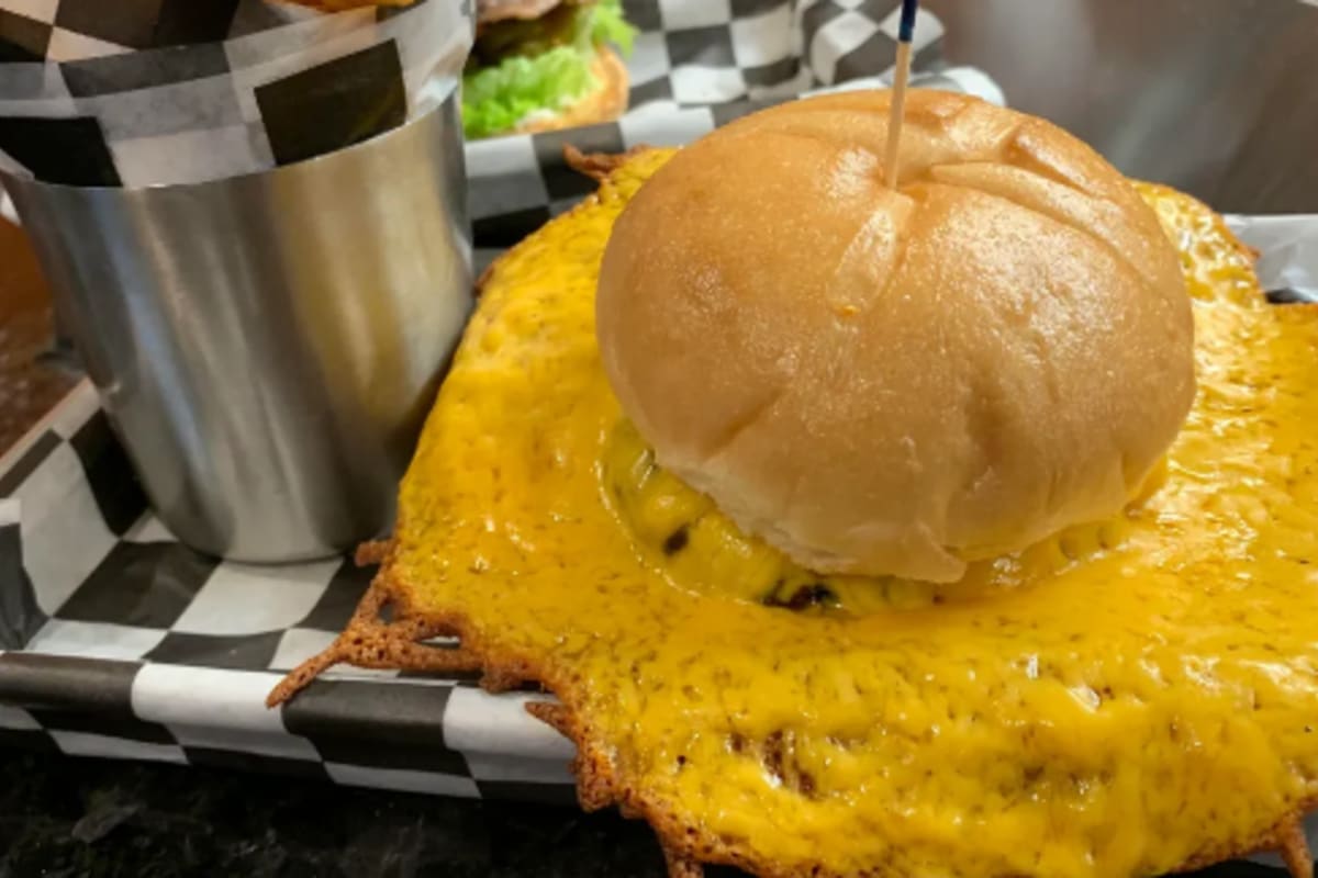 Squeeze Burger and Brew Stockton, CA Restaurant Menu + Delivery Seamless