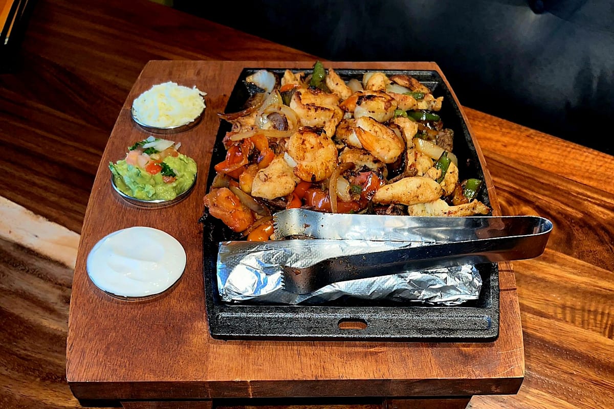 Santa Madre Randolph, MA Restaurant Menu + Delivery Seamless