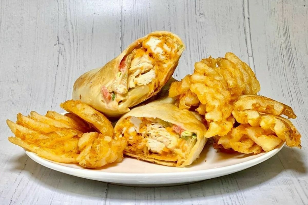 Rooster's Chicken & Waffles Delivery Menu Order Online 740 Silas