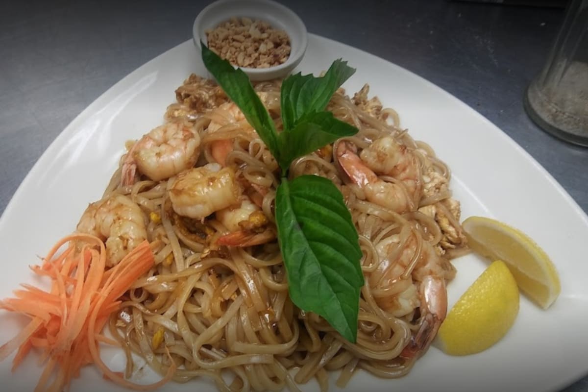 Sweet Basil Asian Cuisine Delivery Menu Order Online 9310 Zane Ave N Minneapolis Grubhub