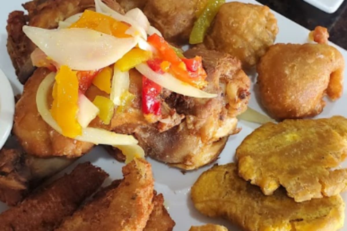 Brothers Kafe Kreyol LLC Delivery Menu Order Online 299 Main St