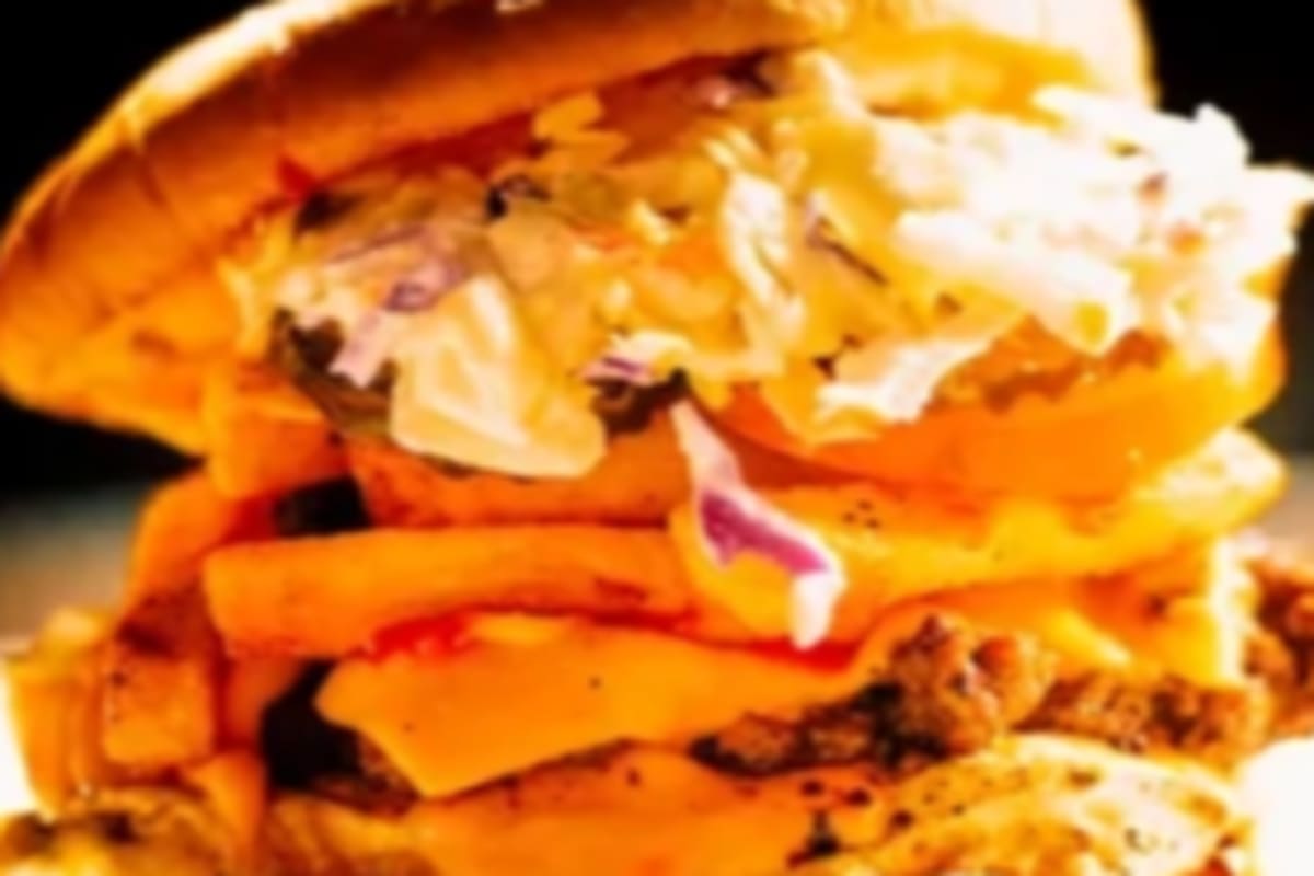 Yalla Burgers & Wings Halal Delivery Menu Order Online 611 Trinity