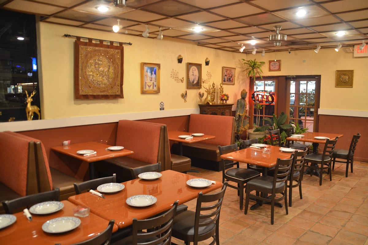 Thai Village Restaurant I Delivery Menu Order Online 2512 Times