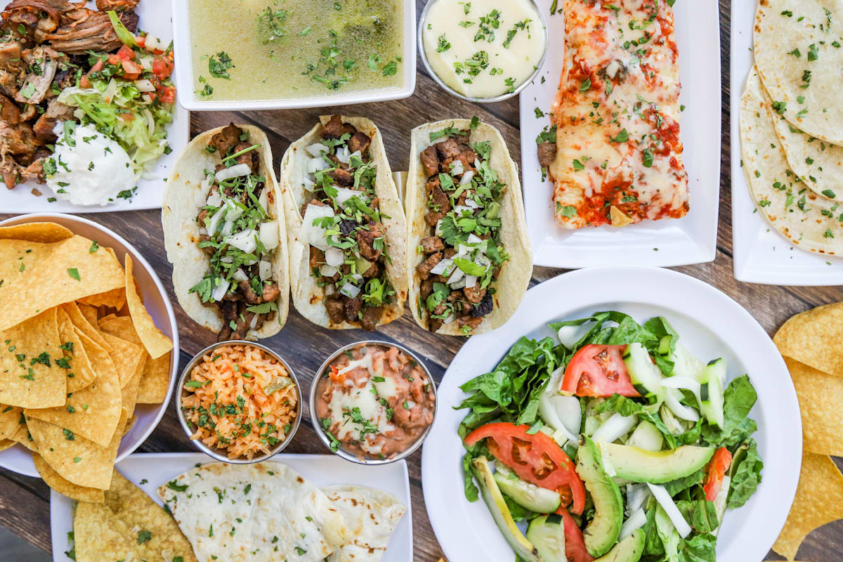 Guacamole Mexican Grill Orlando, FL Restaurant Menu + Delivery