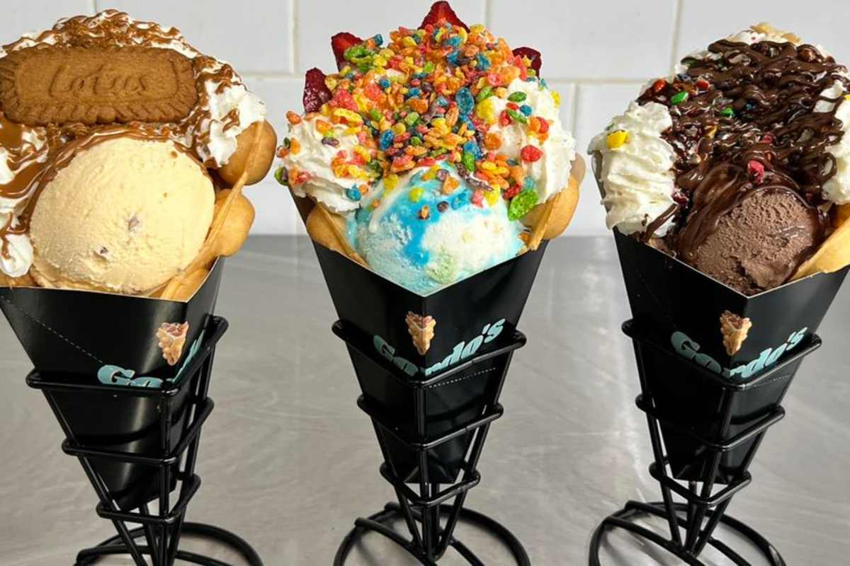 Gordo's Bubble Waffles Delivery Menu Order Online 1633 W Wells St