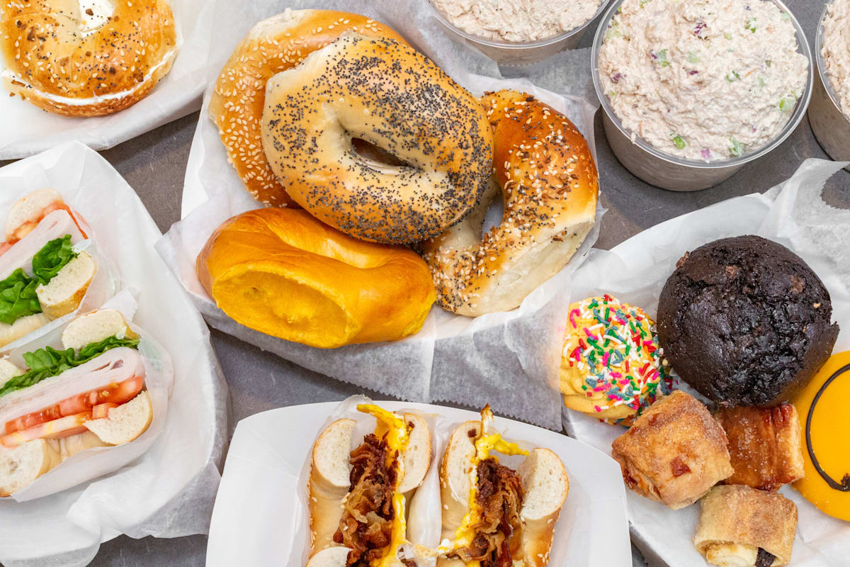 Upper Crust Bagels Delivery Menu Order Online 835 N Waukegan Rd