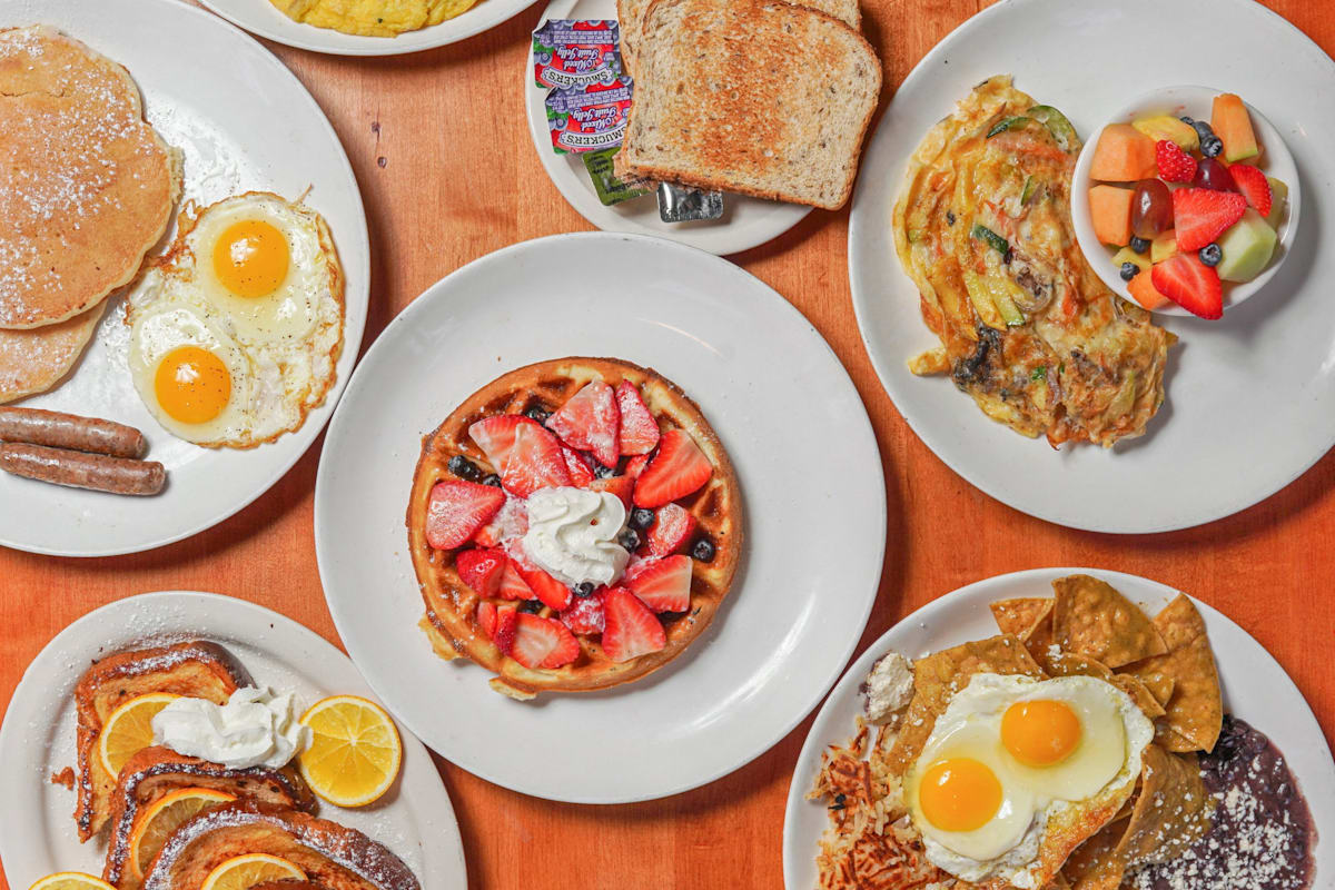 Edgewater Breakfast Cafe Delivery Menu Order Online 1055 W Bryn