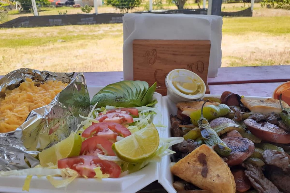 Tacos El Guero Delivery Menu Order Online 4615 W Mile 6 Rd Mission