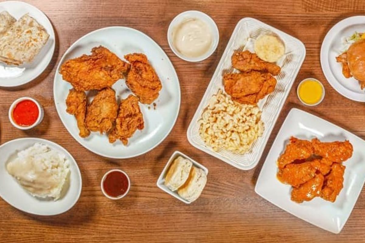 Rooster’s Chicken & Waffles Delivery Menu Order Online 1217 Queen