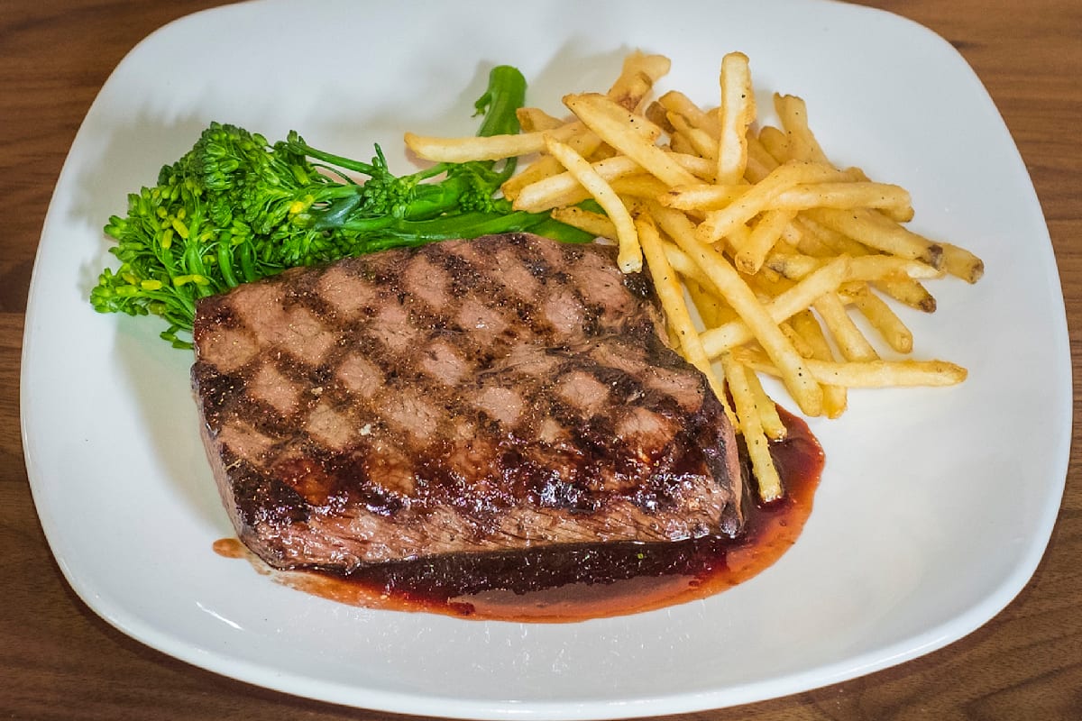 Lugano Old Greenwich, CT Restaurant Menu + Delivery Seamless