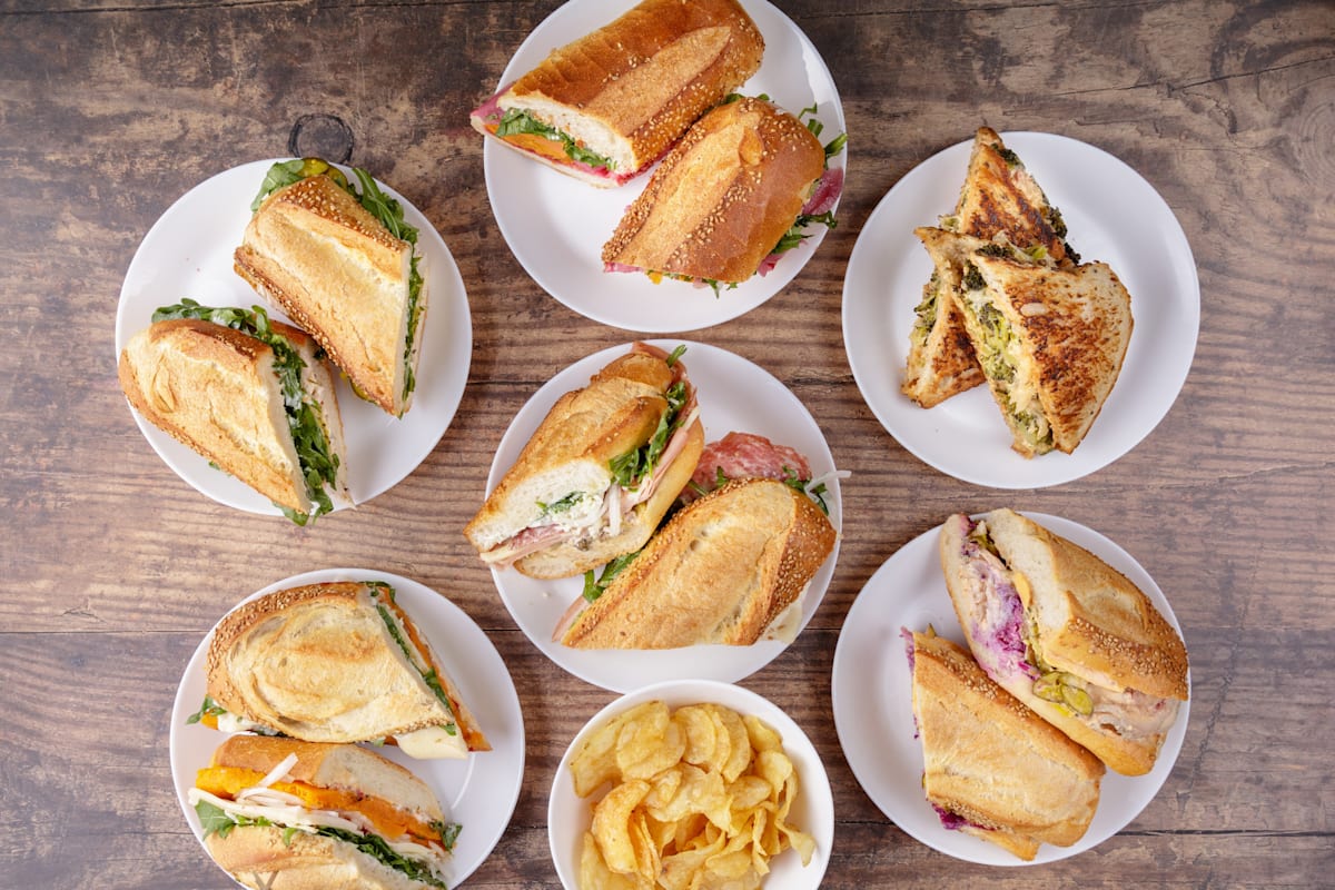 Court Street Grocers Delivery Menu Order Online 485 Court St
