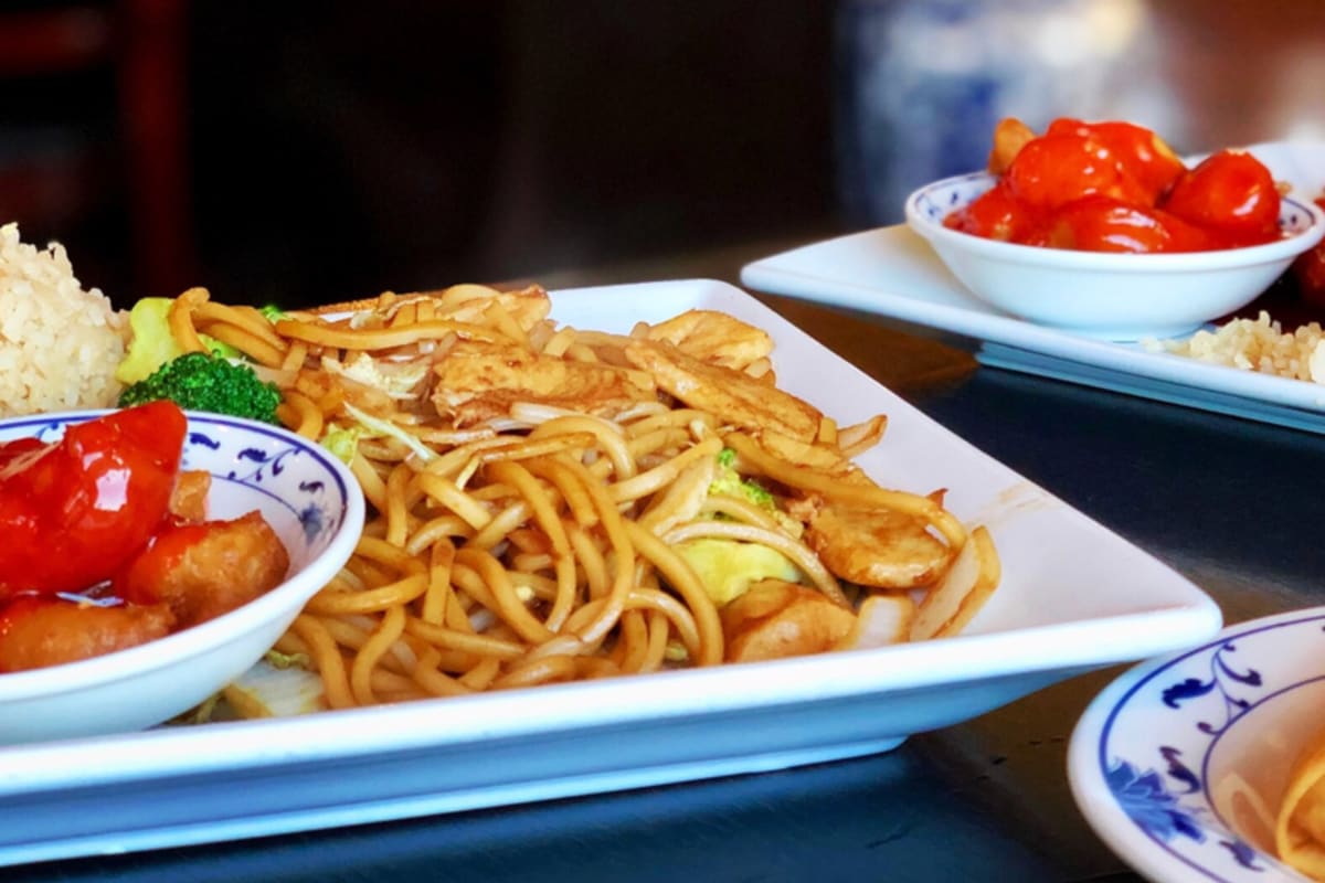 Wing Wah Cafe Delivery Menu Order Online 1481 E 5600 S South Ogden