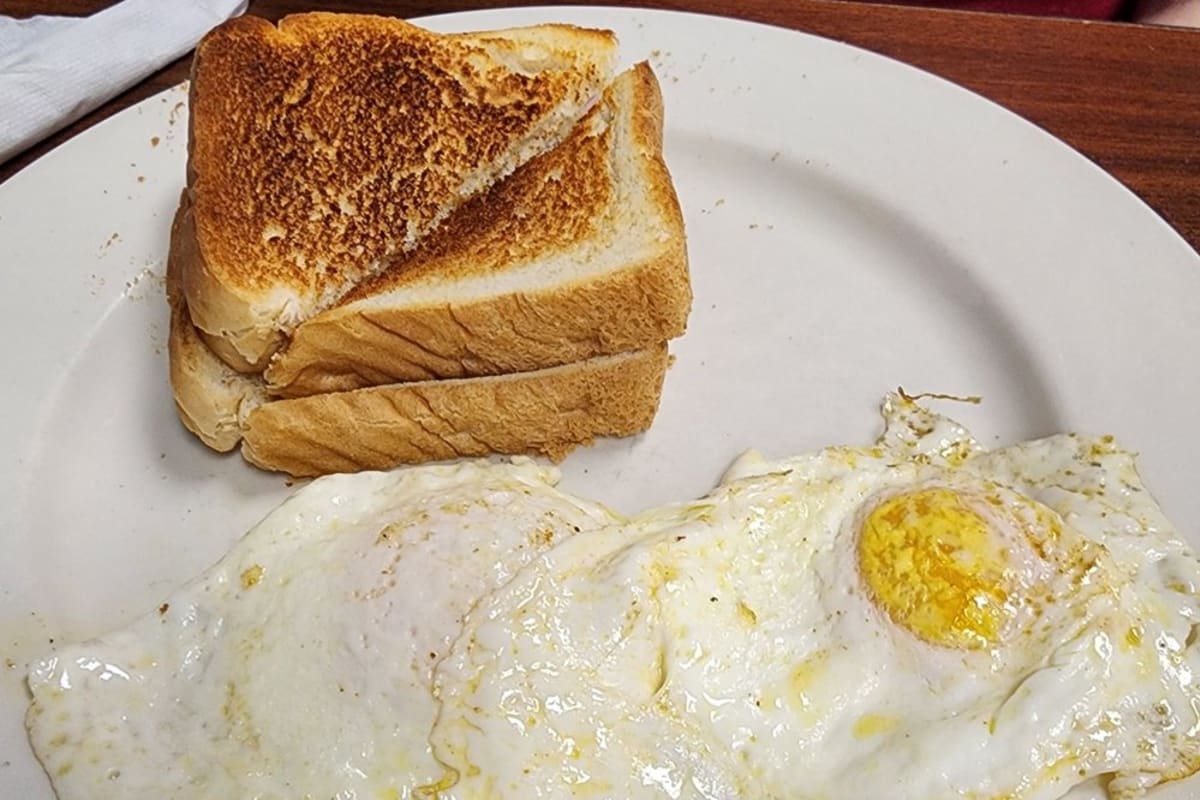 Mr. Billy's Bar and Grill Delivery Menu Order Online 559 Dover Rd