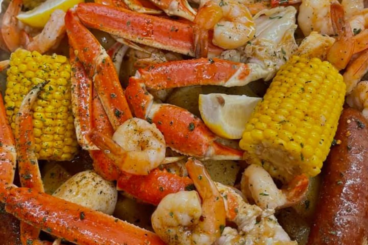 Krab Kingz Daiq’s Shack Delivery Menu Order Online 9570 Dyer Street